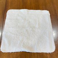 Pakuotėje 10 vienkartinių baltų mažų rankšluosčių, 20*20 cm, viešbučio/namų/kelionių virtuvės rankšluostis veido skalbimui 10pcs balta