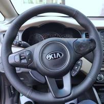 Individualus automobilio vairo pynimo dangtelis, kvėpuojantis natūrali oda, 100 % tinkamas Kia Carens 2012 m. - Automobilio interjeras Black Thread