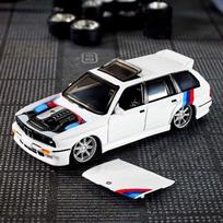 Hot Wheels Elite 64 Modeliukas 1990 BMW 318i Touring (yra Sandėlyje)