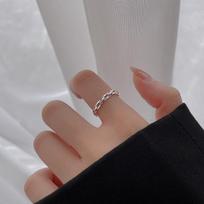 Chain Ring Female Niche Design Staggered Ring Ins Tide Feeling Light Luxury Cold Wind Index Finger Ring brown