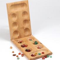 Stalo žaidimas „Mancala“ su spalvingais akmenukais, sulankstomas medinis rinkinys
