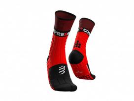 COMPRESSPORT PRO RACING SOCKS WINTER TRAIL - Red Black