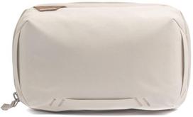 Compact pouch for gear organizationCompatible with Peak Design Travel series bagsPlenty of poc