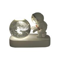 Pakraunamas LED naktinis šviestuvas, HENSKE 3D ASTRONAUT CRYSTAL BALL, 6 LED