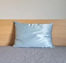 Šilkinis pagalvės užvalkalas "Baby Blue" 19 mm 40x60