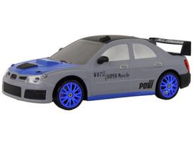 Sportinis automobilis su nuotolinio valdymo pultu, pilkas