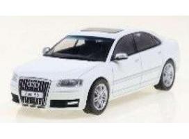 PRE-ORD3R Solido Modeliukas 1/43 2010 Audi S8 (D3), white