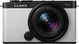 24.2 megapixel full frame CMOS sensor6K 30p & 4K 60p video recording3-inch swivel LCD touchscr