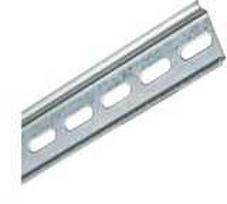 Solar Plus 15 mm aukščio TS35/CF6 DIN bėgelis su 6,3x18 mm skyle, galvanizuotas