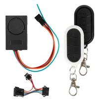 Elektrinio paspirtuko apsaugos nuo vagystės vibracijos signalizacija vandeniui atspari vieno mygtuko paleidimo transporto priemonė Black and White Remote Control juoda