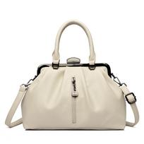 Vintage PU Leather Ladies HandBags Women Messenger Bags TotesTassel Designer Crossbody Shoulder Bag Boston Hand Bags Hot Sale smėlis