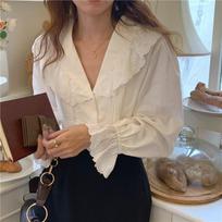 Pavasario moteriški saldūs marškiniai su V formos iškirpte Blusas su plačiomis rankovėmis korėjietiško stiliaus moteriškos vintažinės mados elegantiškos rudens baltos palaidinės lėlėms 24345 One Size balta