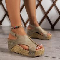 Vasarinė avalynė Juodos platforminės pleištinės basutės moterims Guminis padas sagtis Peep Toe Elegantiški moteriški batai Sandalijos Didelis 43 dydis 41