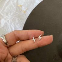 925 Sterling Silver Simple Fashion Crystal Lightning Stud Earrings Women Exquisite Student Girlfriend Jewelry Accessories auksas