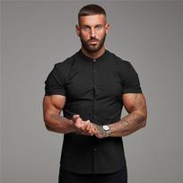 Muscleguys Madingi Retro stiliaus vyriški paprasti marškinėliai trumpomis rankovėmis Vasaros laisvalaikio paprasta stovi apykakle gražūs marškiniai XXL juoda
