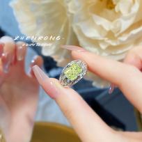 BELLA BOX Fat Long Square Ice Flower Cut Apple Green Zircon Adjustable Ring Suitable For Women's Daily Party Fashion Jewelry Adjustable Opening beige