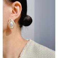 Medieval Vintage Premium Black Enamel Water Drop Stud Earrings Exquisite Design High Gloss Mapei Pearl Earrings 364 balta