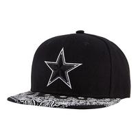 Aukštos kokybės „Hip Hop Snapback“ kepuraitė, siuvinėjimas ant drobės, spausdinama penkių smailių žvaigždučių hiphopo kepuraitėmis 55-60cm juoda