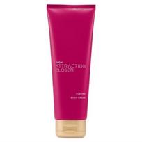 Parfumuotas kūno kremas Attraction Closer Avon moterims, 125ml