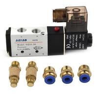 4V210-08 Solenoidinis vožtuvas DC 24V Pneumatinės vyriškos jungtys valdymo duslintuvai