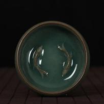 Kiniškas Longquan Celadon porcelianinis kiniškas arbatos puodelis ir lėkštė arbatos dubuo su auksine žuvele 60 ml Celadon Crackle arbatos puodelis