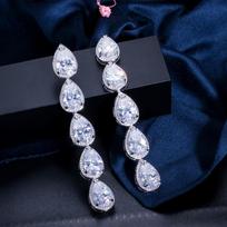 WWJ Puošnūs ilgi kubiniai cirkonio kabantys vandens lašų auskarai moterims balta