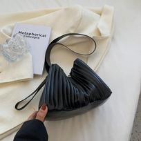 Yogodlns Fashion Plisuotas kibiras PU odinis Crossbody krepšys Vasarinis vienspalvis pečių krepšys 22x13x16cm juoda