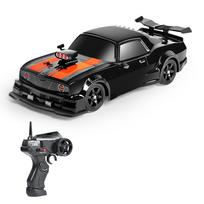 Nuotolinio valdymo pultas Drift Car 1/16 Remote Control Spray Car 2.4GHz 4WD Nuotolinio valdymo pultelis lenktyninis automobilis vaikams Dovana juoda
