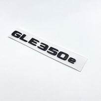 3D plokščio šrifto chromo juodos raidės GLE350e GLE500e GLE350de 4Matic ABS emblema, skirta Mercedes Benz W166 V167 automobilio bagažinės logotipo lipdukas glossy black