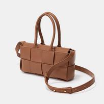 Nauja korėjietiška natūralios odos pintinė rankinė su nišiniu dizainu, madinga ir universali rankinė, aukštos kokybės pojūtis, maža crossbody rankinė moterims