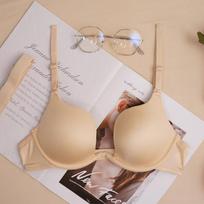 Europe and The United States Thin Section Bra Sexy French Underwear Female Thin Section Gathered Fashion Collection Side Breast Bra 70B