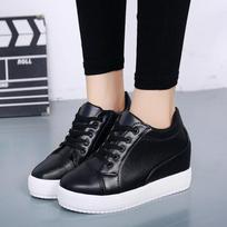 Juodos ir baltos paslėptos pleišto kulno šlepetės Laisvalaikio batai Wedge High Platform Batai Moteriški Moteriški batai su aukštakulniais sportbačiai 35 juoda