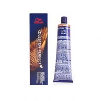 Wella Professionals Koleston Perfect 575 ilgalaikis plaukų dažas  Šviesiai rudi Mahagonio rudi  60 ml