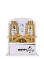 ACCENTRA Kalėdinis kosmetikos rinkinys: vonios putos 100 ml, dušo želė 100 ml, rankų ir kūno losjonas 60 ml, vonios druska 70 g (vanilės aromato)