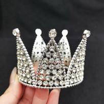 Torto dekoracija Karūna Stačias Ornamentas Suaugusiųjų Retro Gimtadienio Kepimo Įsmeigiamas Plastikinė Galvos Dekoracija Vaikams Maža Karūnėlė Tortui