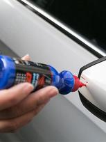 Įbrėžimų šalinimo vaškasAutomobilio stiliaus įbrėžimų dažų priežiūra Įbrėžimų šalinimo įrankis Baltas Juodas Automobilio retušavimo dažų pieštukas Automobilio priedams CHINA