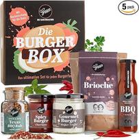 "Gepp's Delicatessen" mėsainių dėžutės dovanų rinkinys su geriausiais barbekiu ir BBQ padažais, Teksaso BBQ trintuvu ir brioche, dovanų idėja tėčiui, draugui ir vyrui kepsnių ir mėsainių vakarų proga.