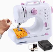 Crafts&Co® Siuvimo mašina pradedantiesiems su įmontuota LED šviesa ir kojiniu pedalu | 12 dygsnių | Mini siuvimo mašina, įskaitant overloką | Singer | Pfaff | Balta/violetinė