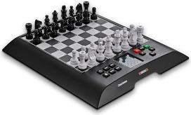 MILLENNIUM ChessGenius, šachmatų kompiuteris su visame pasaulyje žinoma Richardo Lango programine įranga