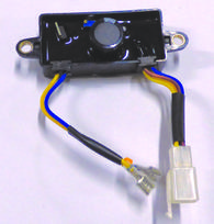 Įtampos reguliatorius AVR 2-3 Kw 330uF 250V