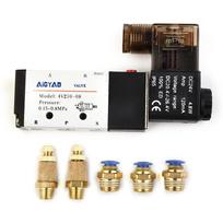 4V210-08 solenoidinis vožtuvas DC 24V 2 padėčių vyriškų jungčių valdymo duslintuvai