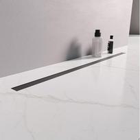 Juodos matinės spalvos dušo latakas New Trendy Visio Slim Black 90 cm