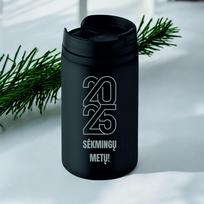 Juodas termo puodelis „2025 sėkmingų metų“