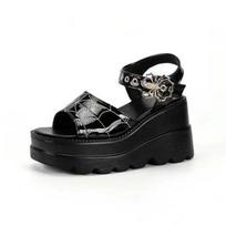 Vasarinės juodos platforminės basutės moterims Gotikinės sagties Stambios platformos Sandalai moterims Punk Storas padas 9cm kulnas Sandalias Dydis plius 35