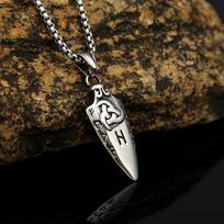 Karoliai Vyriški Nerūdijančio Plieno Papuošalai Premium Titano Plieno Pakabukas Trikampis Ietis Laiško Pakabukas
