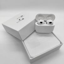 1:1 Pro4 belaidės ausinės į ausis Bluetooth ausinukai Aktyvus triukšmo slopinimas HD skambučiai Profesionalios žaidimų ausinės Android ir iOS įrenginiams balta