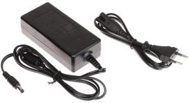 MAITINIMO BLOKAS 12V/5A/5.5*P100