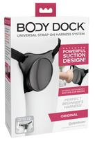 Body Dock Elite patogi strap-on diržas su pagrindu prisiurbimui