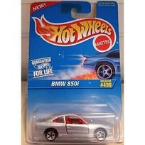 Hot Wheels Mainline Modeliukas BMW 850i silver DOORS OPEN (kortelė 8/10)