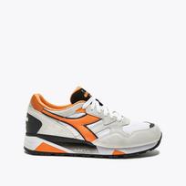 DIADORA N9002 - Dydis 42.5 (501.173073-C0331 Laisvalaikio batai)
